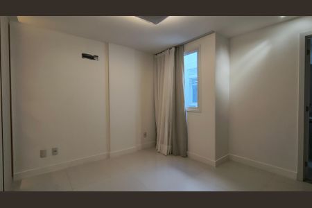 Apartamento para alugar com 280m², 3 quartos e 4 vagas Apartamento para alugar com 280m², 3 quartos e 4 vagasSuíte 3
