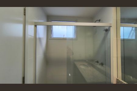 Apartamento para alugar com 280m², 3 quartos e 4 vagas Apartamento para alugar com 280m², 3 quartos e 4 vagasBanheiro da Suíte 3