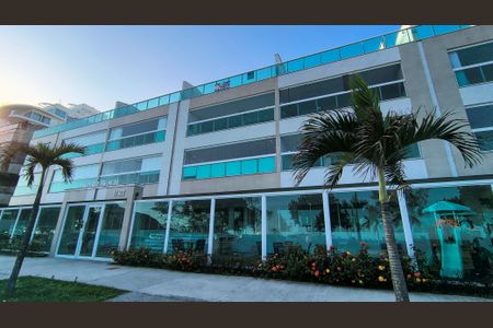 Apartamento para alugar com 280m², 3 quartos e 4 vagas Apartamento para alugar com 280m², 3 quartos e 4 vagasFachada do Condomínio