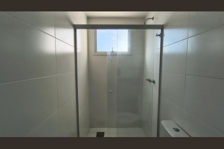 Apartamento para alugar com 280m², 3 quartos e 4 vagas Apartamento para alugar com 280m², 3 quartos e 4 vagasBanheiro da Suíte 1