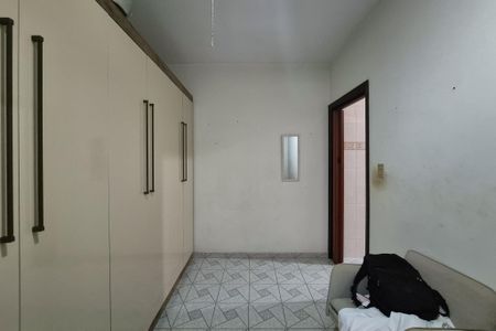 Casa à venda com 374m², 4 quartos e 2 vagasQuarto