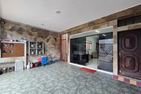 Casa à venda com 374m², 4 quartos e 2 vagasGaragem