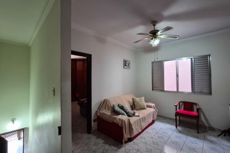 Casa à venda com 374m², 4 quartos e 2 vagasSala