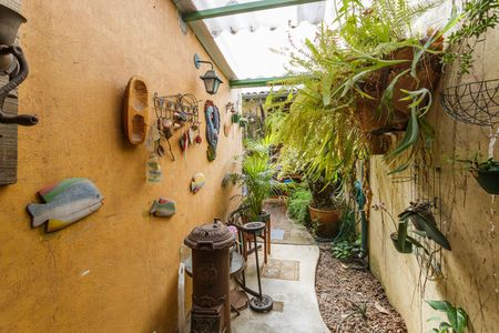 Casa à venda com 130m², 2 quartos e 1 vaga Casa à venda com 130m², 2 quartos e 1 vagaQuintal