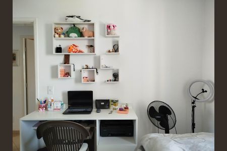 Apartamento à venda com 93m², 3 quartos e 2 vagas Apartamento à venda com 93m², 3 quartos e 2 vagasQuarto 2