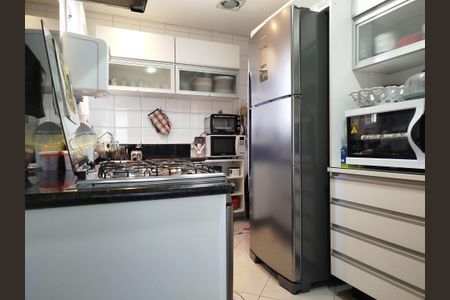 Apartamento à venda com 93m², 3 quartos e 2 vagas Apartamento à venda com 93m², 3 quartos e 2 vagasCozinha