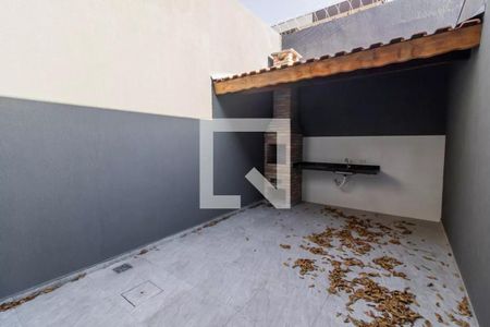 Casa à venda com 146m², 3 quartos e 2 vagas Casa à venda com 146m², 3 quartos e 2 vagasÁrea externa