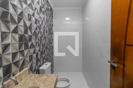 Casa à venda com 146m², 3 quartos e 2 vagas Casa à venda com 146m², 3 quartos e 2 vagasBanheiro