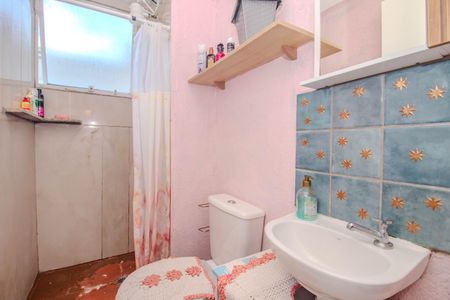 Apartamento à venda com 51m², 2 quartos e 1 vaga Apartamento à venda com 51m², 2 quartos e 1 vagaBanheiro