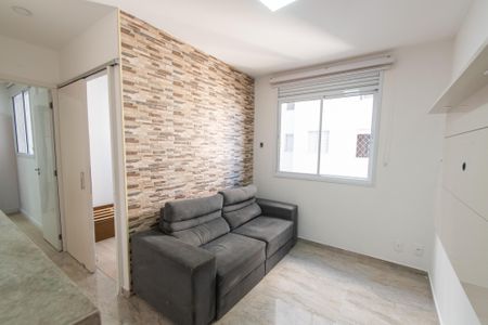 Sala de apartamento para alugar com 2 quartos, 35m² em Cambuci, São Paulo