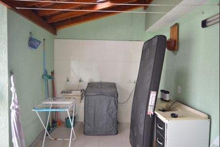 Apartamento à venda com 100m², 2 quartos e 1 vagaÁrea de Serviço