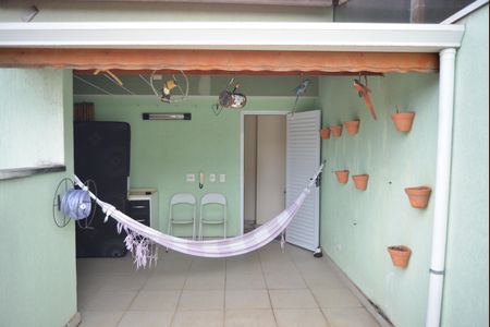 Apartamento à venda com 100m², 2 quartos e 1 vagaÁrea de Serviço