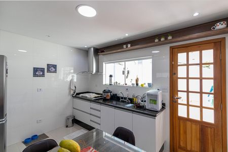 Casa à venda com 105m², 2 quartos e 3 vagasCozinha 