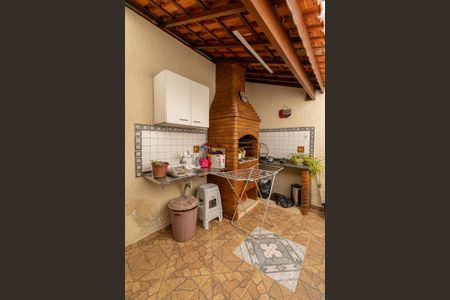 Casa à venda com 105m², 2 quartos e 3 vagasChurrasqueira