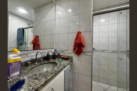 Apartamento à venda com 176m², 4 quartos e 3 vagasBanheiro Social