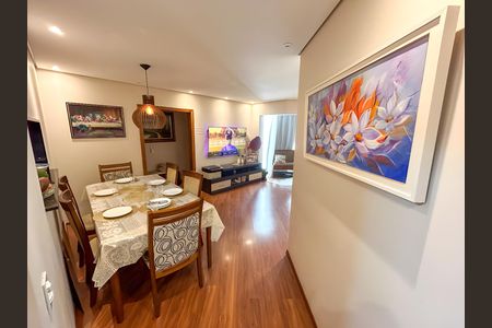 Apartamento à venda com 73m², 3 quartos e 1 vaga Apartamento à venda com 73m², 3 quartos e 1 vagaSala