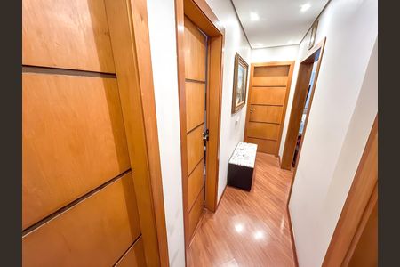 Apartamento à venda com 73m², 3 quartos e 1 vaga Apartamento à venda com 73m², 3 quartos e 1 vagaCorredor