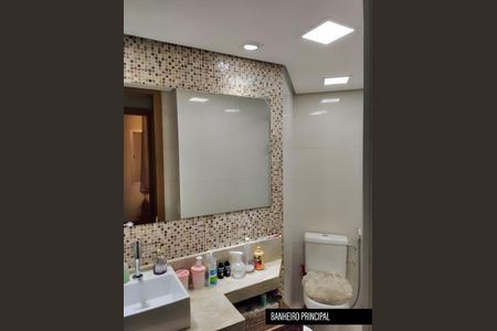 Apartamento à venda com 73m², 3 quartos e 1 vaga Apartamento à venda com 73m², 3 quartos e 1 vagaBanheiro