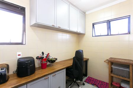 Apartamento à venda com 111m², 3 quartos e 3 vagasEscritório