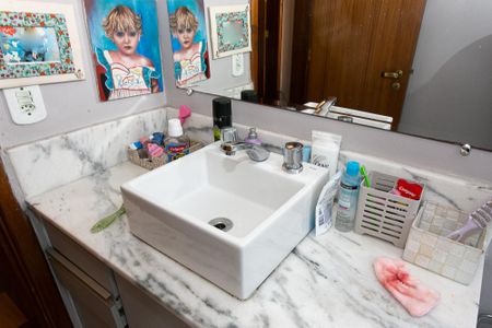 Apartamento à venda com 111m², 3 quartos e 3 vagasBanheiro