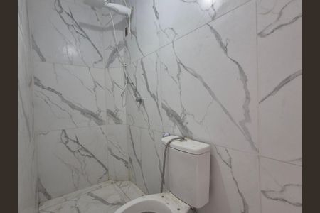 Casa de condomínio à venda com 120m², 2 quartos e 1 vagaBanheiro 