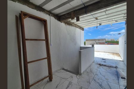 Casa de condomínio à venda com 120m², 2 quartos e 1 vagaVaranda 