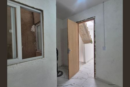Casa de condomínio à venda com 120m², 2 quartos e 1 vagaQuarto 2