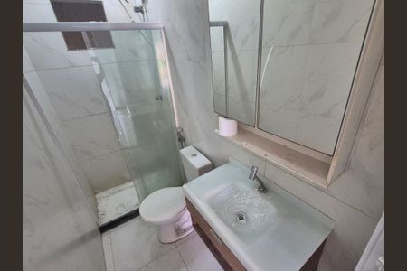 Casa de condomínio à venda com 120m², 2 quartos e 1 vagaBanheiro 2