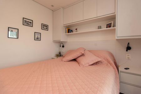 Apartamento à venda com 110m², 3 quartos e 2 vagas Apartamento à venda com 110m², 3 quartos e 2 vagasSuíte