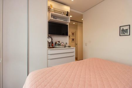 Apartamento à venda com 110m², 3 quartos e 2 vagas Apartamento à venda com 110m², 3 quartos e 2 vagasSuíte