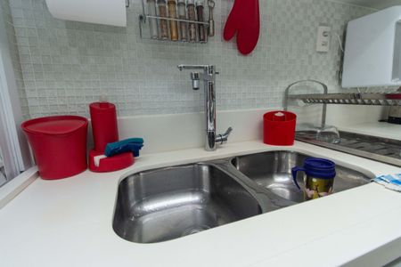 Apartamento à venda com 110m², 3 quartos e 2 vagas Apartamento à venda com 110m², 3 quartos e 2 vagasCozinha