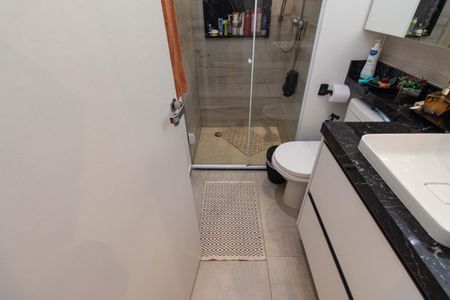 Apartamento à venda com 110m², 3 quartos e 2 vagas Apartamento à venda com 110m², 3 quartos e 2 vagasBanheiro da Suíte