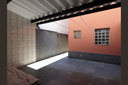 Casa à venda com 134m², 3 quartos e 2 vagasÁrea externa