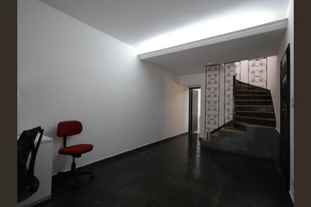 Casa à venda com 134m², 3 quartos e 2 vagasSala