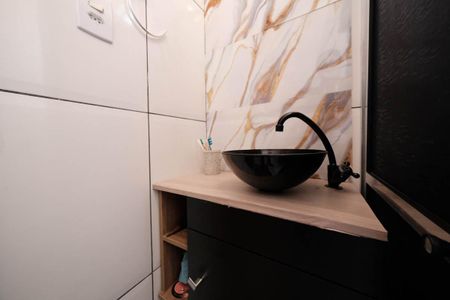 Casa de condomínio à venda com 58m², 2 quartos e 1 vagaSuíte 1