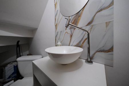 Casa de condomínio à venda com 58m², 2 quartos e 1 vagaLavabo