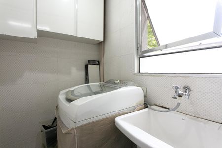 Apartamento para alugar com 45m², 2 quartos e 1 vagaÁrea de Serviço