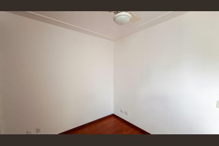 Quarto 1 de apartamento para alugar com 3 quartos, 115m² em Lourdes, Belo Horizonte