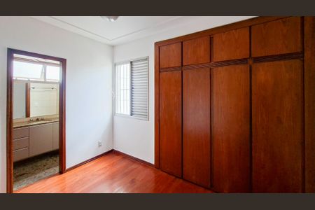 Apartamento para alugar com 115m², 3 quartos e 2 vagasSuíte