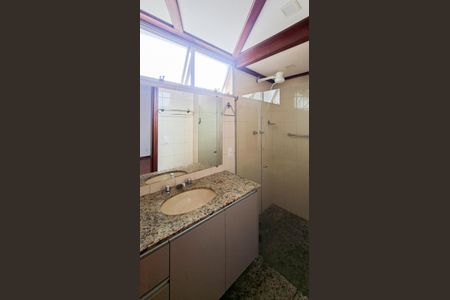 Apartamento para alugar com 115m², 3 quartos e 2 vagasBanheiro da Suíte