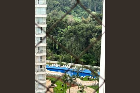 Apartamento à venda com 136m², 3 quartos e 3 vagasFoto 01