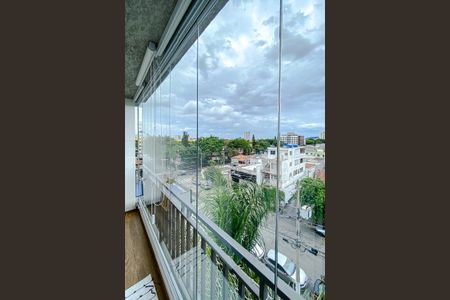 Apartamento à venda com 69m², 2 quartos e 1 vagaVaranda da Suíte