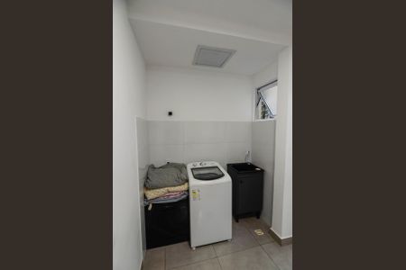 Apartamento à venda com 77m², 3 quartos e sem vagaÁrea de Serviço