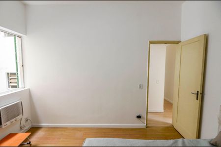 Apartamento à venda com 77m², 3 quartos e sem vagaQuarto 1