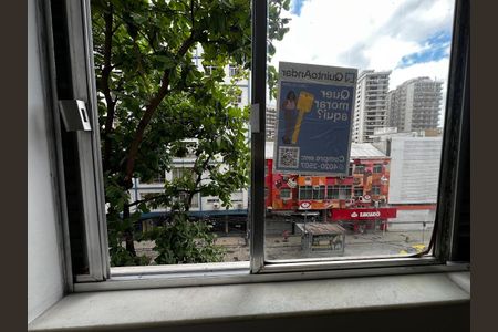 Apartamento à venda com 77m², 3 quartos e sem vagaplaca