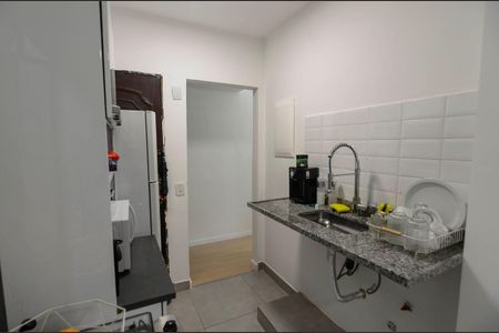 Apartamento à venda com 77m², 3 quartos e sem vagaCozinha