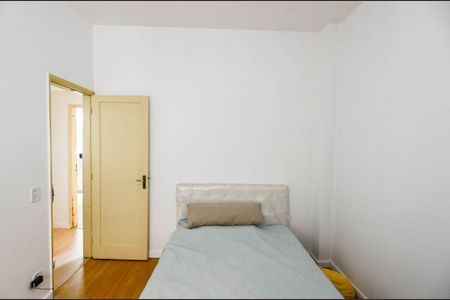 Apartamento à venda com 77m², 3 quartos e sem vagaQuarto 1