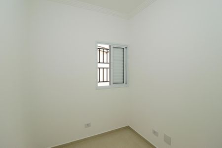 Quarto 1 de casa para alugar com 2 quartos, 50m² em Vila Espanhola, São Paulo