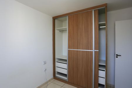 Apartamento à venda com 44m², 2 quartos e 2 vagasQuarto 2