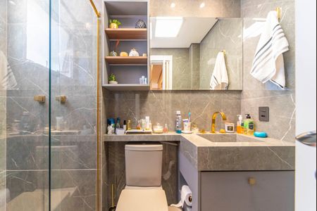 Apartamento à venda com 81m², 3 quartos e 2 vagasBanheiro